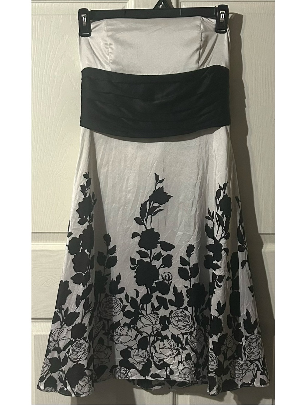 Size 8 White House Black Market Silk Floral Waist Tie Strapless A-Line Dress - Picture 3 of 6